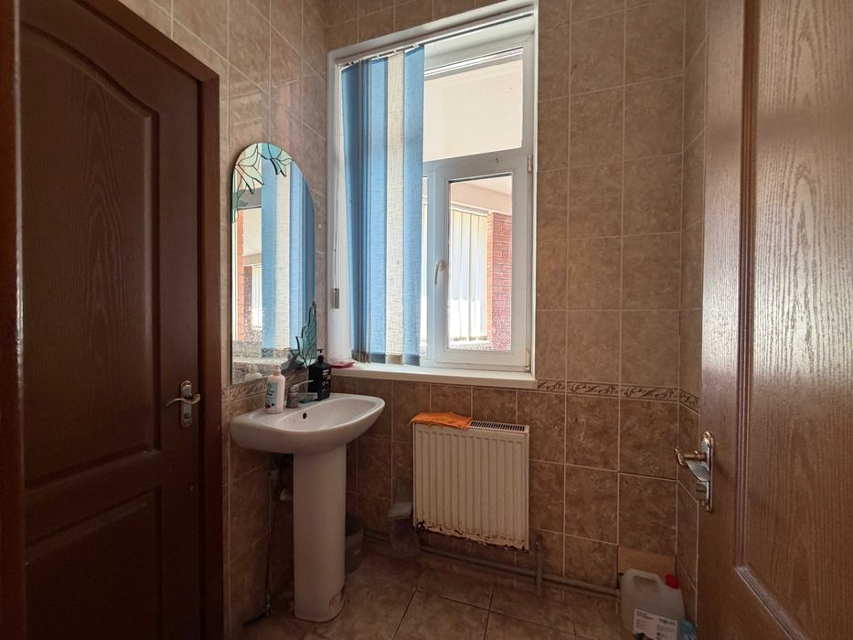 Продаж капітального 2 поверхового магазину в місті Яготин 280 м2 Є ВІДЕООГЛЯД