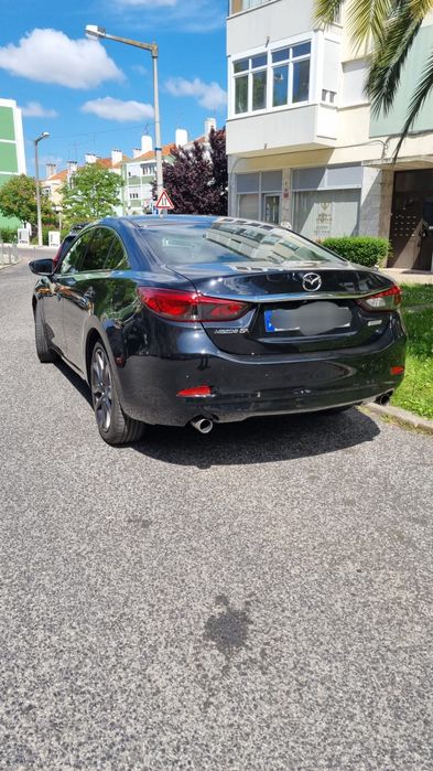 Mazda 6 de 2016, versão 2.2 Sky-D Evolve Navi.