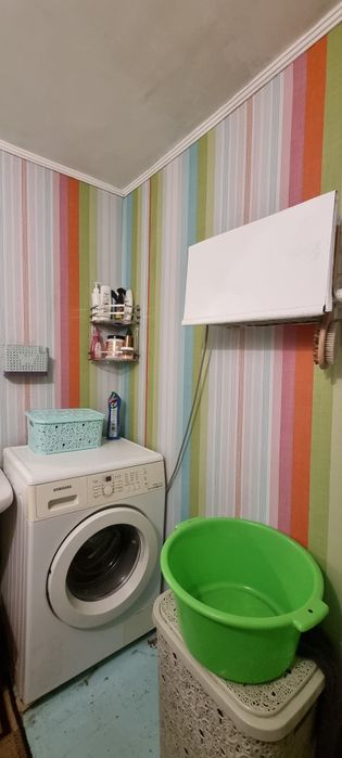 Оренда квартири на Шуменському . Ліфт працює .