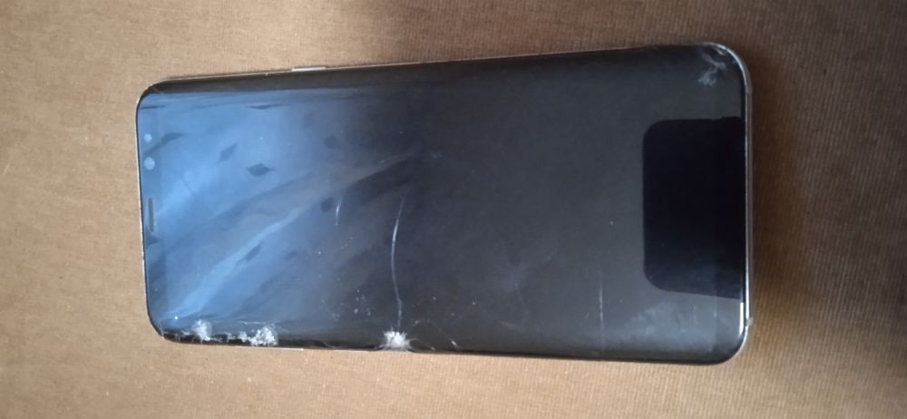 Продам самсунг s8+ под ремонт