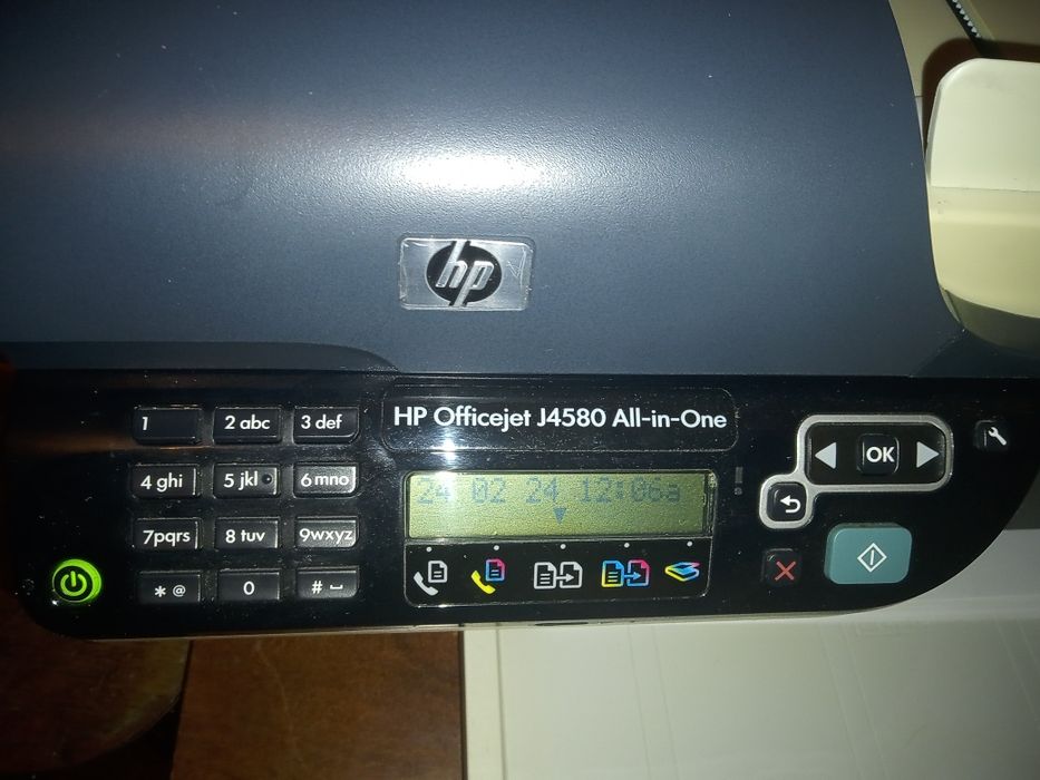 Продам МФУ hp в идеальном сост