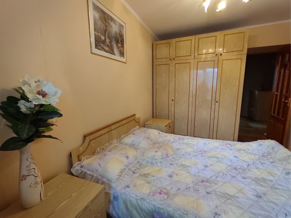 Оренда 2к квартри, район Виставка