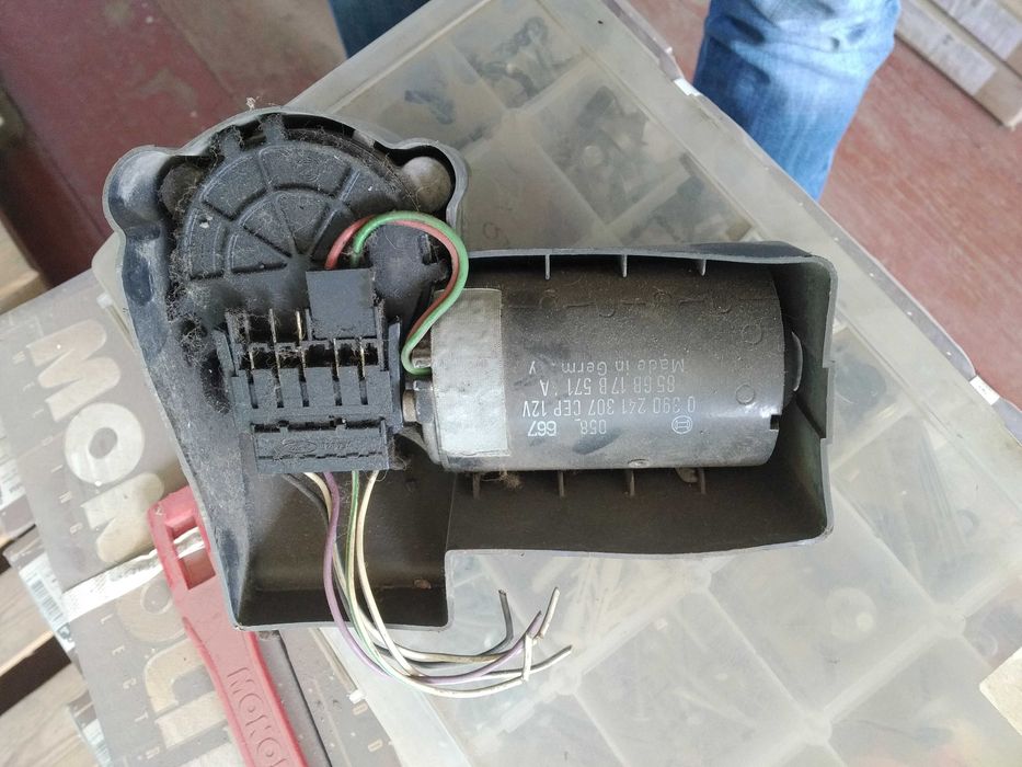 мотор дворника стеклоочистителя ford escort