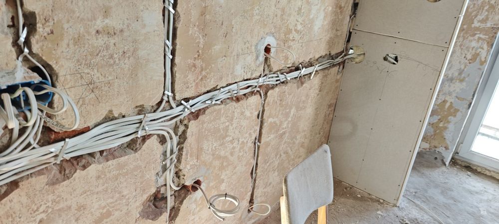 Elektryk  Montaż Instalacji Elektrycznej, Usuwanie Awarii