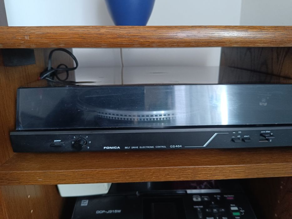 Gramofon UNITRA  fonika 464.