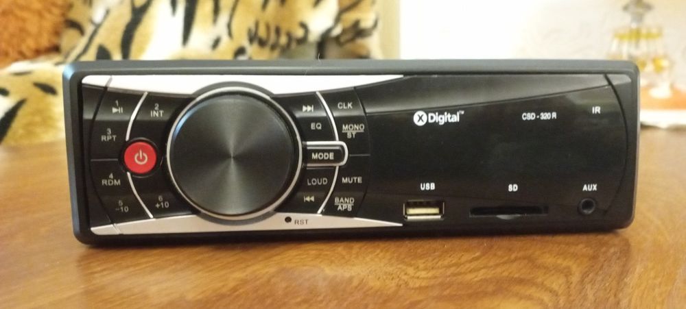 Автомагнітола x digital