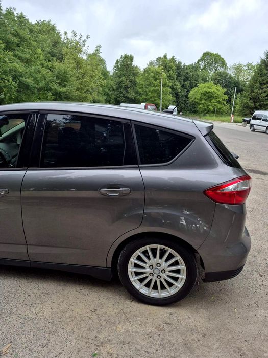 Продам власне авто Ford C-Max 2014 року.