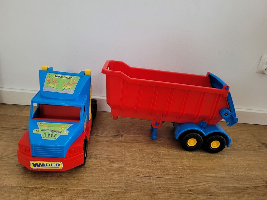 Duża Wywrotka WADER Magic Truck Ciężarówka Auto 79 cm 36309