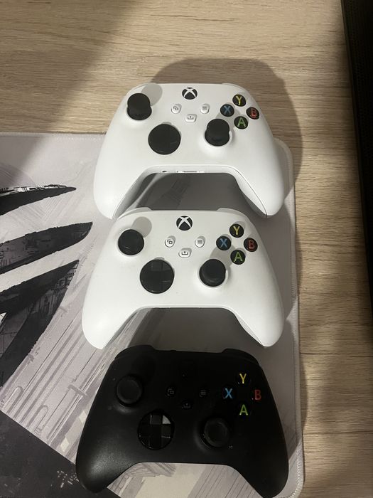 Troco Xbox serie X 1tb com 4 jogos 3 comandos por ps5/ ps5 pro