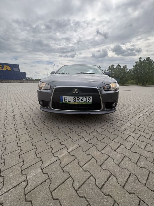 Sprzedam samochód Mitsubishi Lanser  LTG