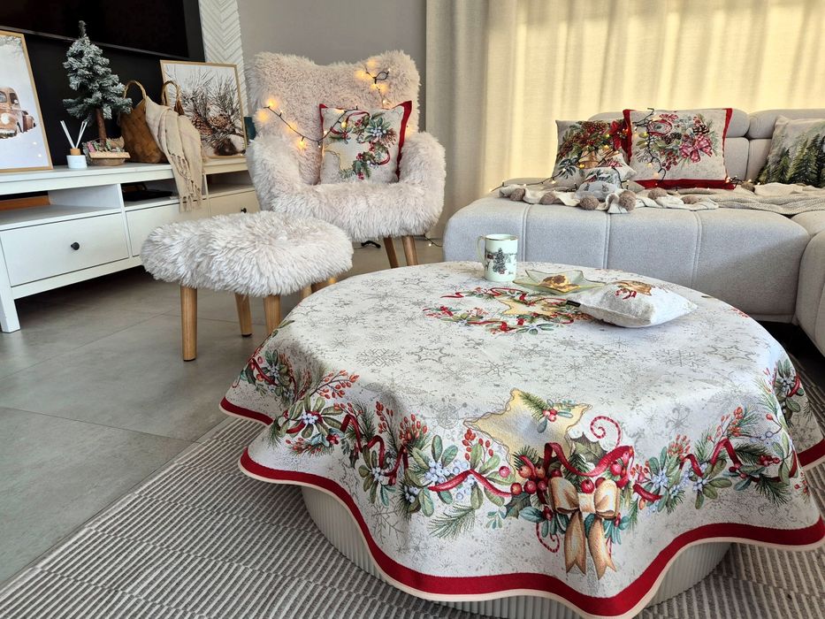 Obrus okrągły świąteczny 140 cm 1310