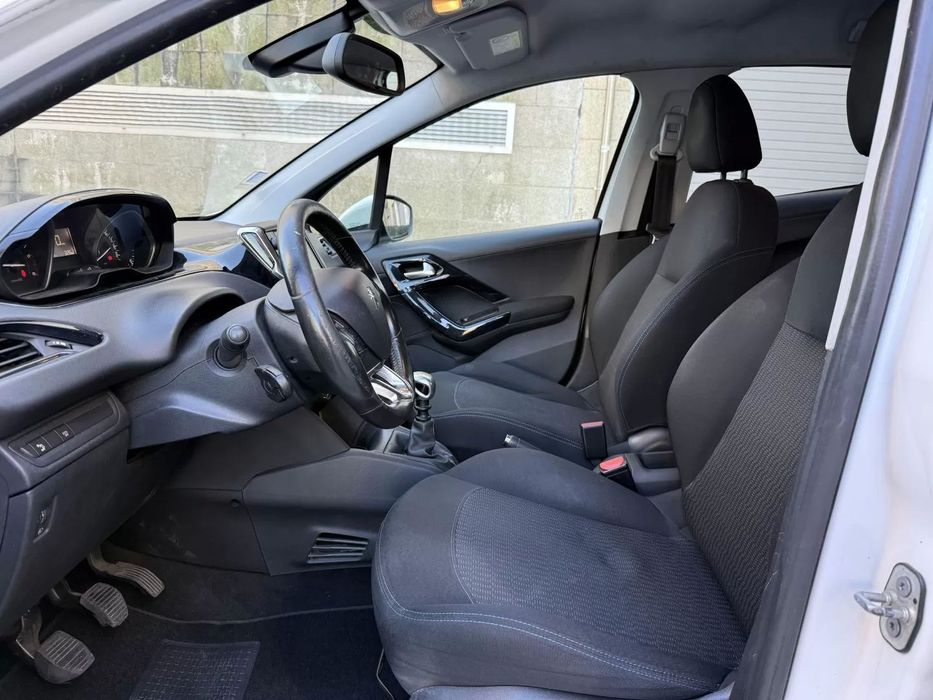 Peugeot 208 1.5 BlueHDi Signature