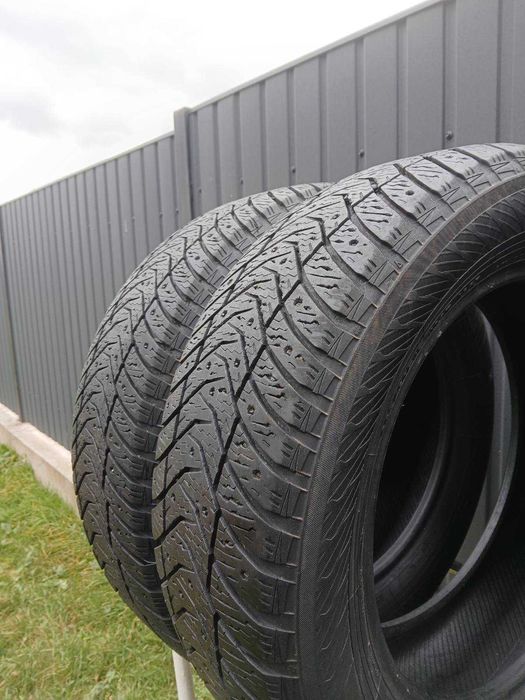 Yokohama ice quard R17 225\60 зимові шини покришки комплект 7 мм