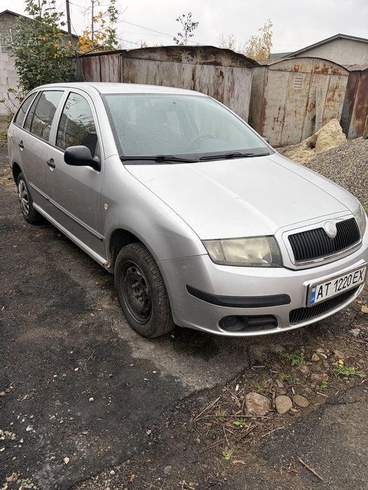 Skoda  fabia 1.2 бензин кондиціонер