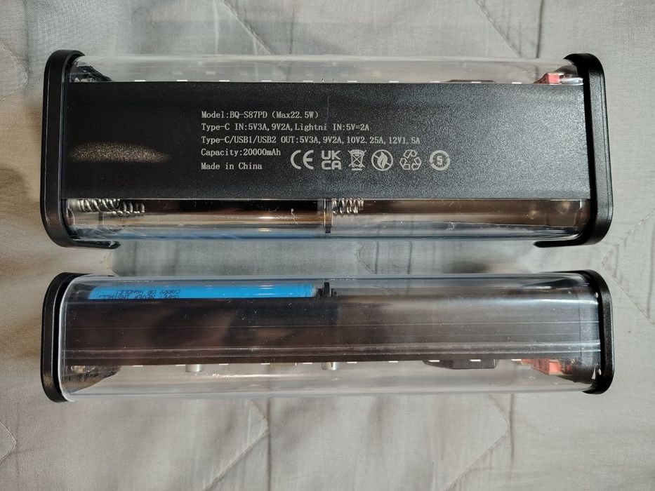 Корпус 21700 4-8 акумуляторів 22W PowerBank швидка зарядка ліхтар