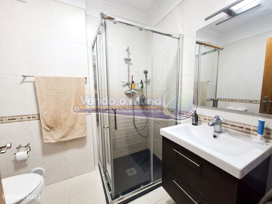 Apartamento T4 em Benavente (B659)