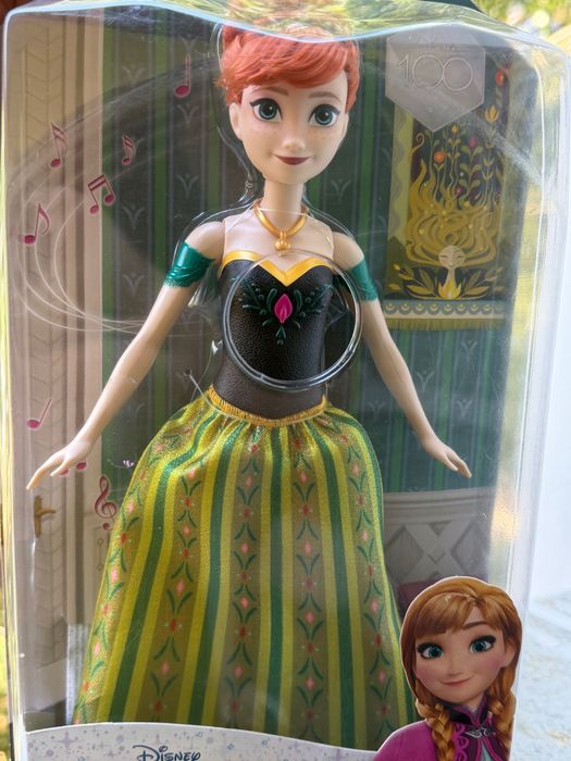 Boneca frozen que canta