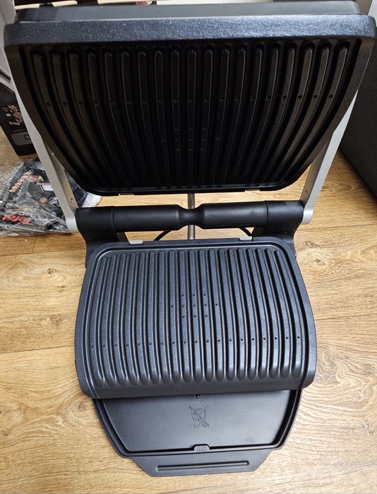 Гриль Tefal OPTIGRILL+ GC712D34