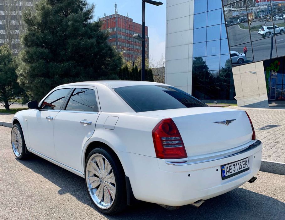 Продам Chrysler 300C VIP Style