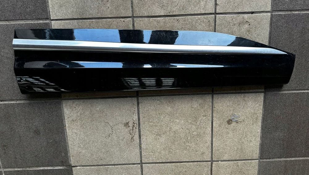 LISTWA DRZWI PRAWY PRZÓD 87722-R2100 - KIA SPORTAGE V 5 21-