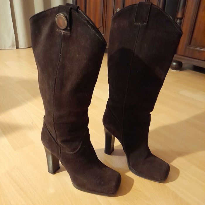 Fendi, kozaki zamszowe