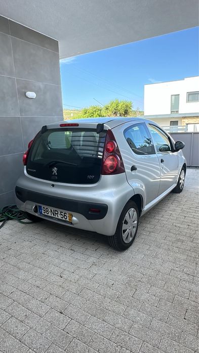Peugeot 107. 1.0