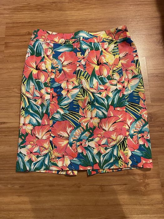 Zestaw M kolorowa spódnica LOFT biały top Banana Republic