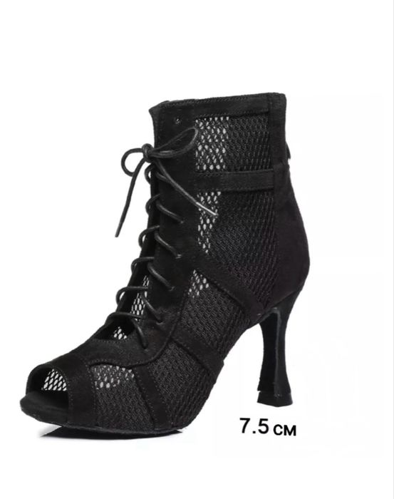 Взуття для танців high heels