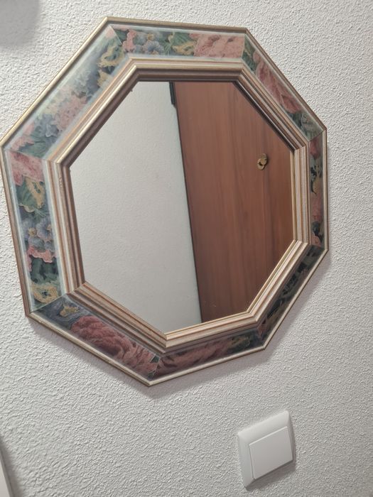 Vendo Espelho parede.