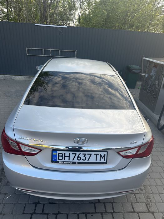 Hyundai sonata yf