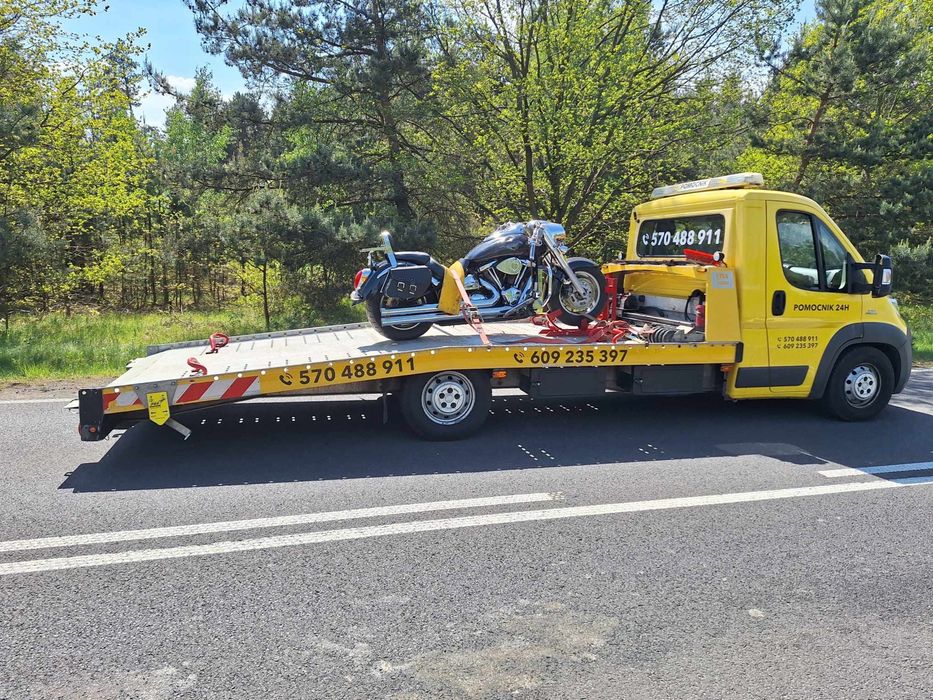 Pomoc drogowa Pabianice laweta s8 s14 holowanie do 14 ton Pomocnik