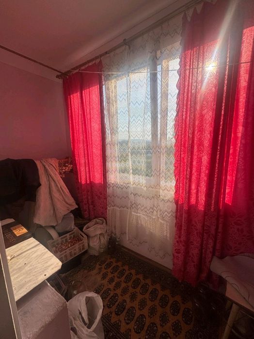 Продаж 3х кімн кварт 4/4 Чернівці вул.Заводська Садгора
