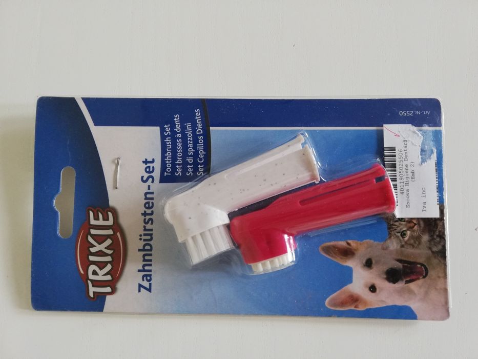 Capa de chuva  para cachorro/ escova de dentes