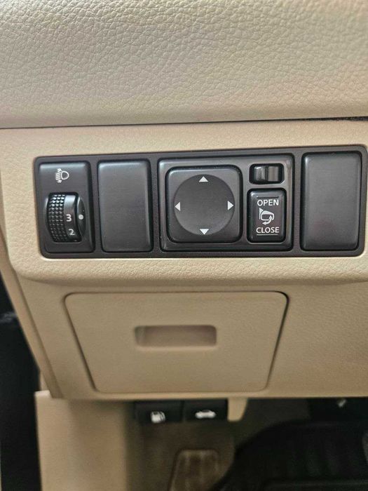 Nissan Tiida 2007 1.6 AT Elegance