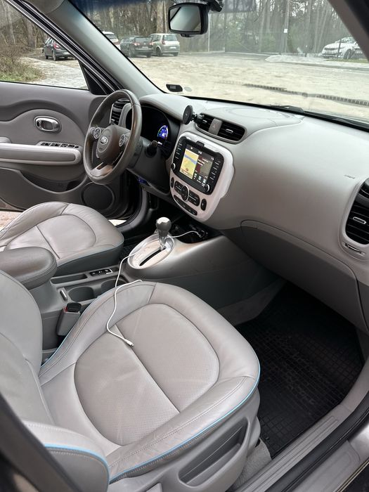 Kia Soul 2018 рік 33квт