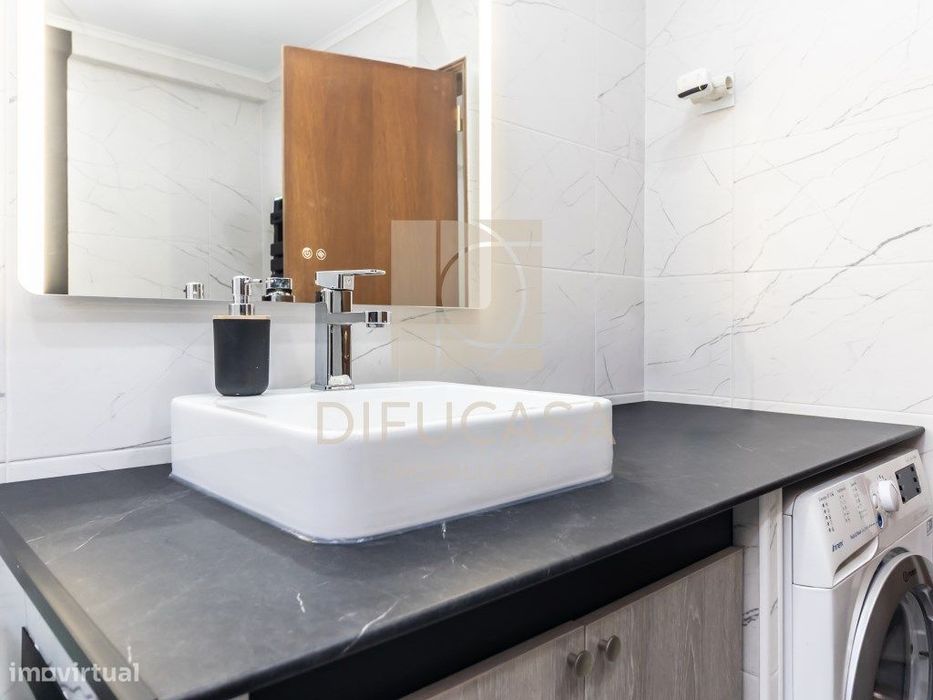 R363 Apartamento T3 1º Andar Amora