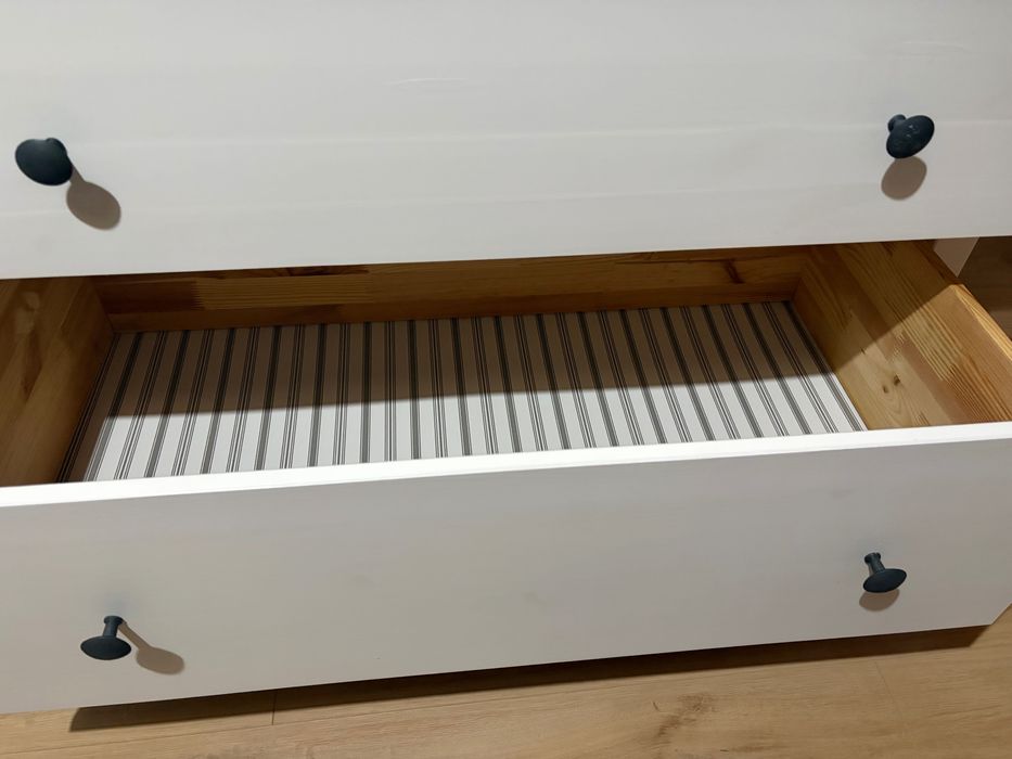 Cómoda Hemnes (branca)