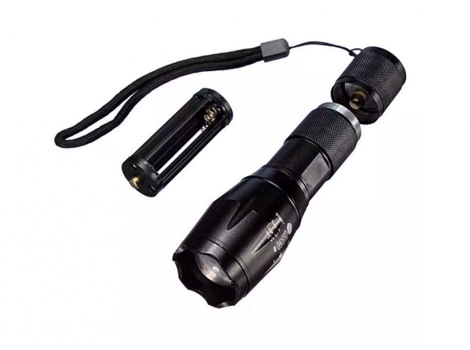 Lanterna led Militar 10.000 lumens -corpo em metal -Nova
