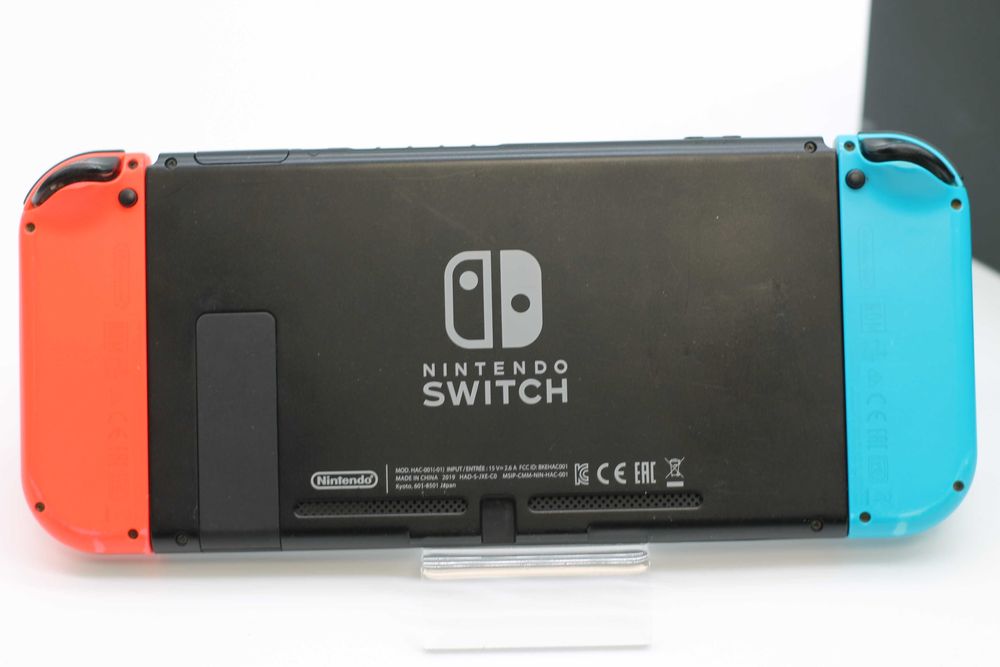 nintendo switch zestaw | dock | ładowarka | grip do joy-conów