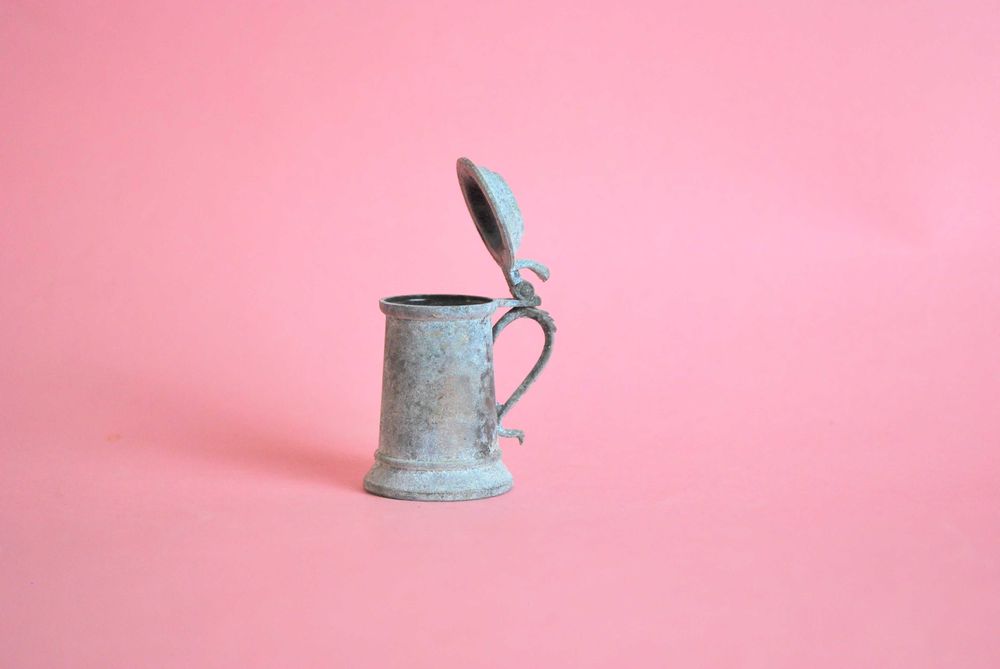 dekoracja mini kufel patyna