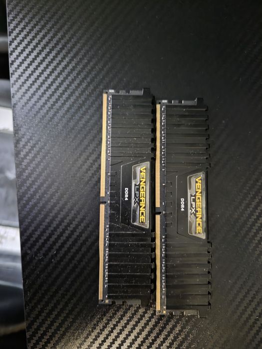Corsair vengeance 2x4gb 8gb ddr4 3000mhz