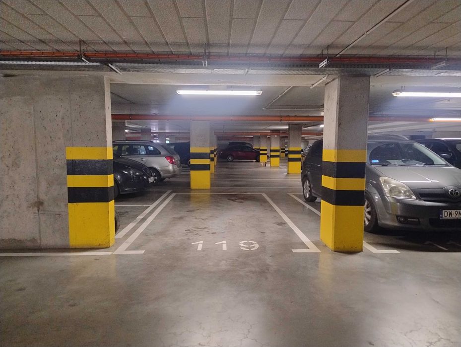 Miejsce postojowe w garażu podziemnym Wrocław Stabłowice