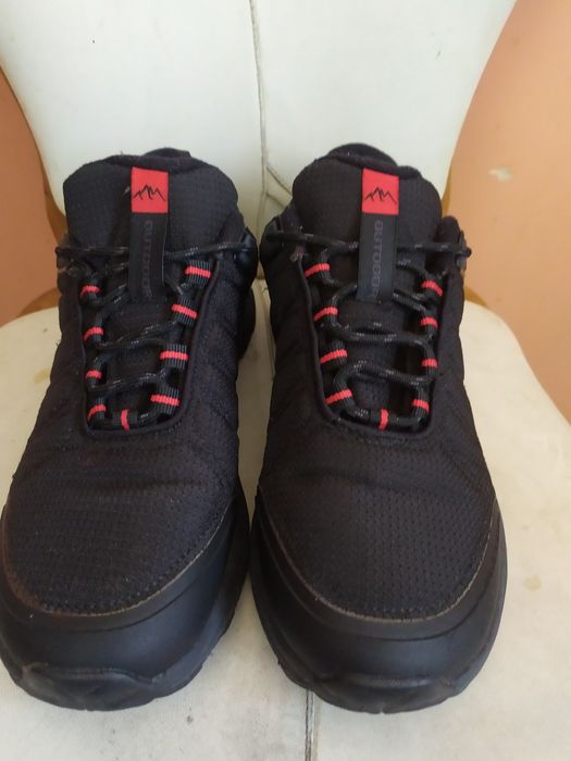 Кроссовки BAAS ploa  model No: M7311-1 раз 42.