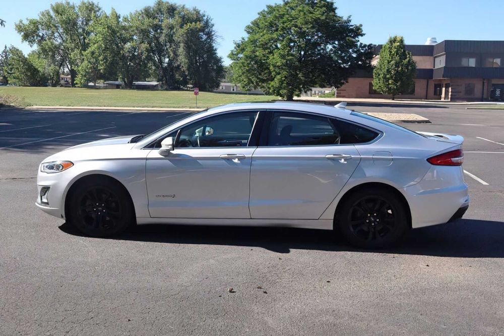 Ford Fusion Titanium      2019