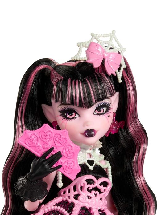 Дракулаура Monster High Scary Sweet Birthday 1600 Draculaura: 1