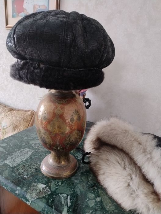 Шапка песець каракуль+ бонус берет нат хутро 580грн