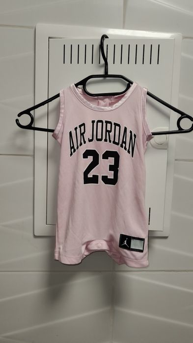 Body Jordan r. 3-6 m-c NOWE róż