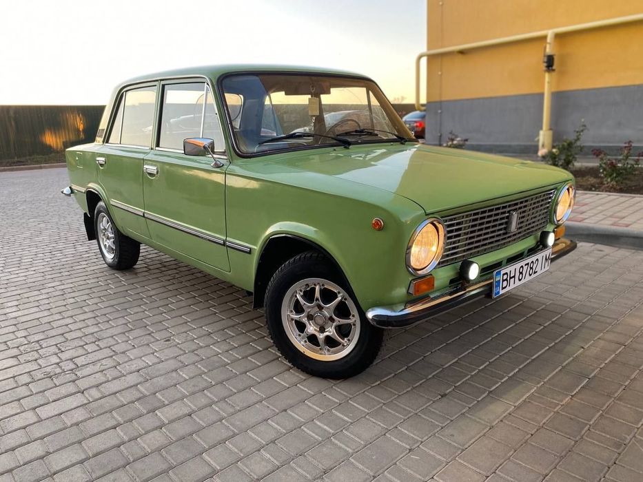 авто на полном ходу