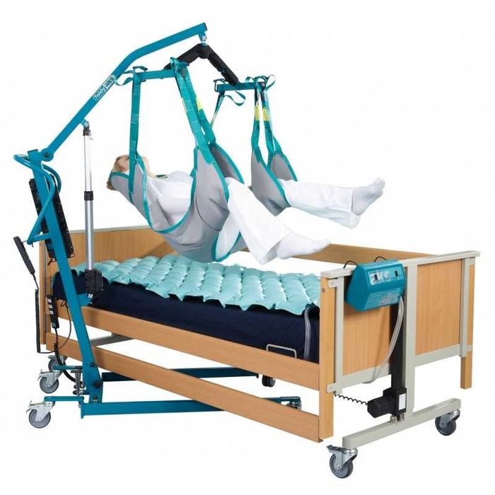 Wynajem Podnośnik Pacjenta Seniora AKS FOLDY z kamizelką dostawa