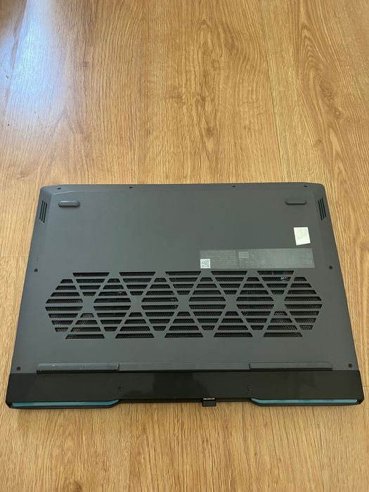 Notebook Gaming Lenovo RTX 4050 + 16GB RAM + Extras (Base Cooler + Mouse Logitech)